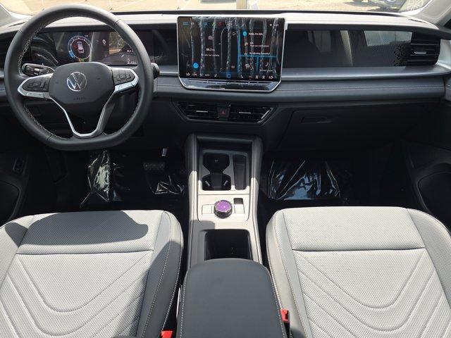 new 2025 Volkswagen Tiguan car, priced at $34,531
