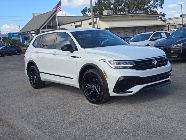 new 2024 Volkswagen Tiguan car, priced at $37,261