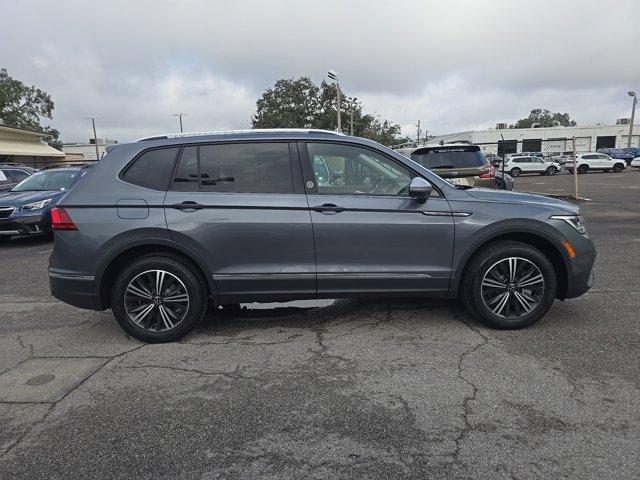 new 2024 Volkswagen Tiguan car, priced at $33,171