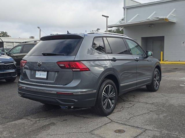 new 2024 Volkswagen Tiguan car, priced at $33,171