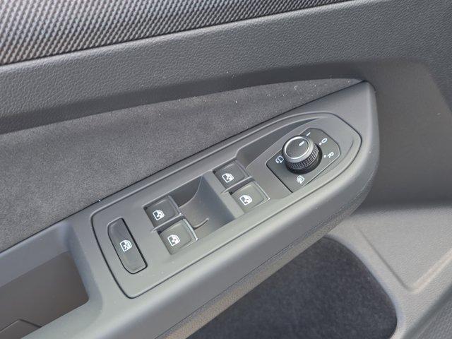 new 2025 Volkswagen Golf GTI car, priced at $39,050