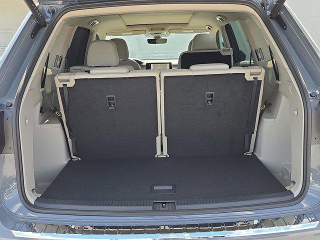 new 2025 Volkswagen Atlas car, priced at $56,732
