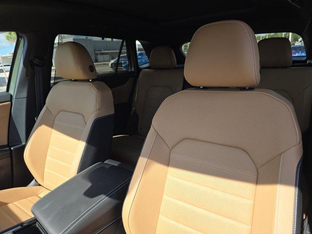 new 2025 Volkswagen Atlas Cross Sport car, priced at $52,131