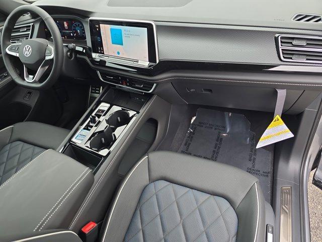 new 2025 Volkswagen Atlas Cross Sport car, priced at $54,025