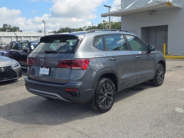 new 2024 Volkswagen Tiguan car, priced at $31,421