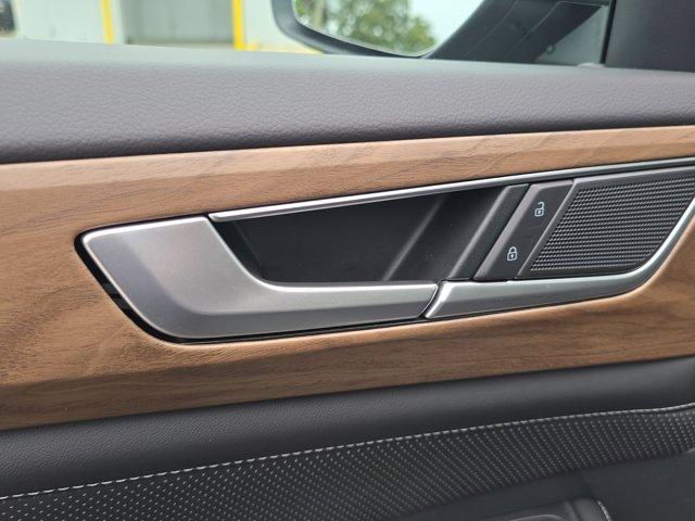 new 2025 Volkswagen Atlas car, priced at $45,335