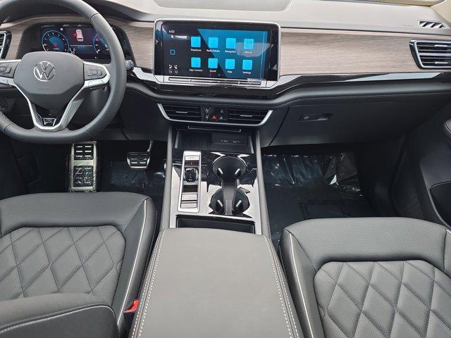 new 2025 Volkswagen Atlas car, priced at $55,960