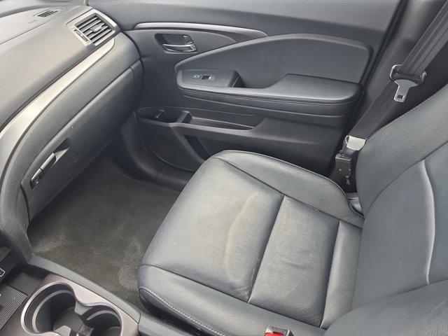 used 2022 Honda Pilot car, priced at $25,434