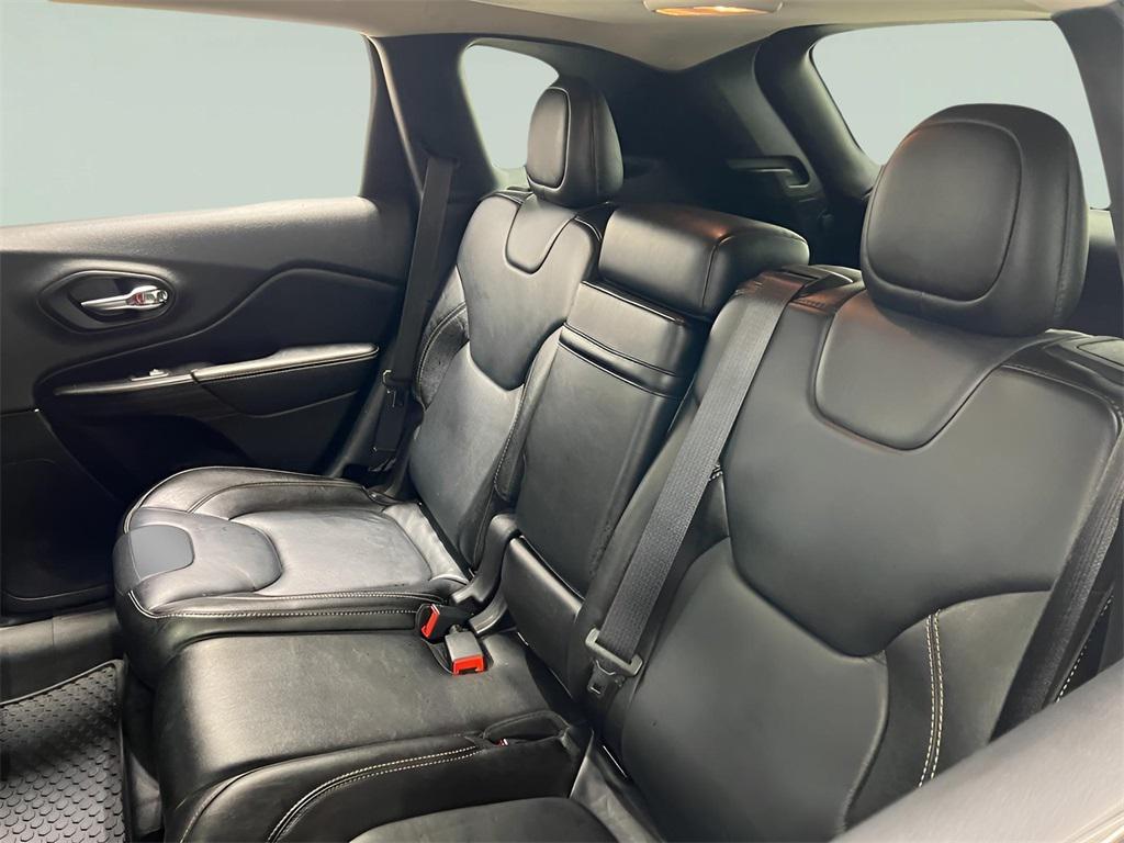 used 2015 Jeep Cherokee car, priced at $11,306
