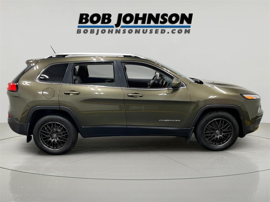 used 2015 Jeep Cherokee car, priced at $11,306