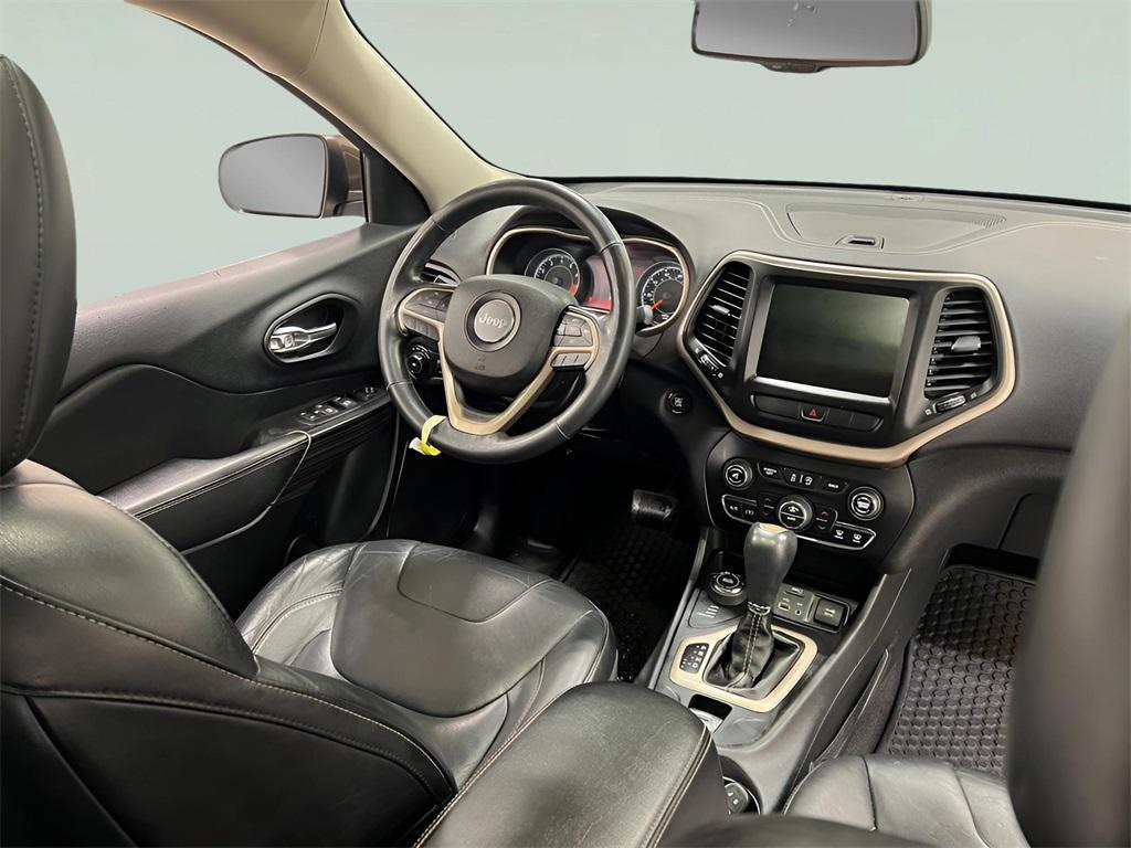 used 2015 Jeep Cherokee car, priced at $11,306