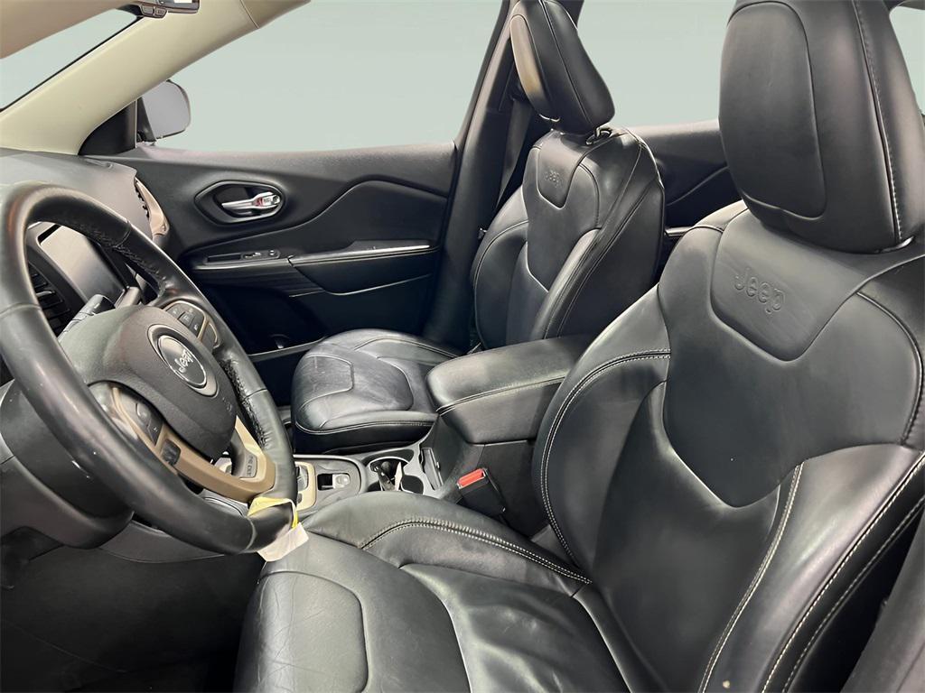 used 2015 Jeep Cherokee car, priced at $11,306