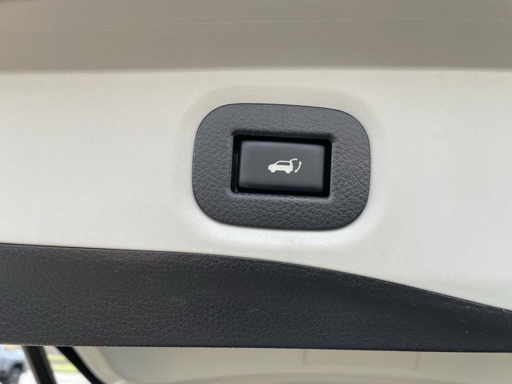 used 2017 Nissan Rogue car, priced at $13,288