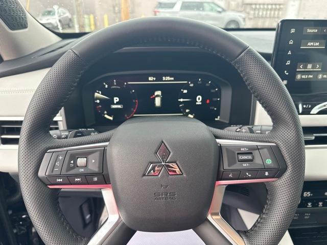 new 2025 Mitsubishi Outlander car, priced at $40,550