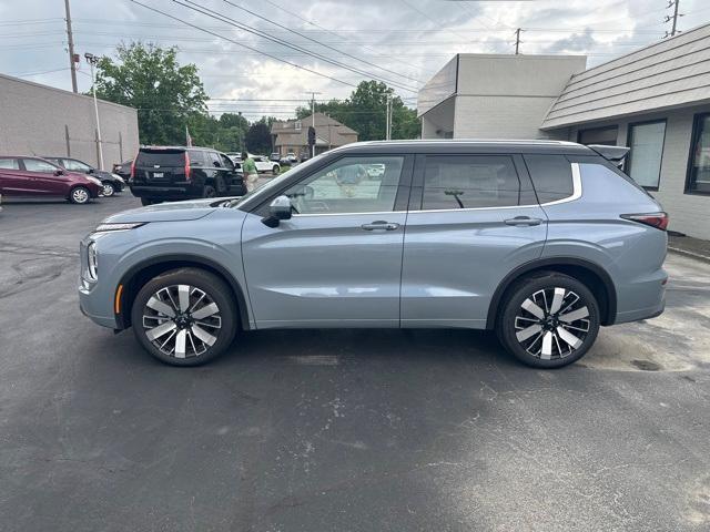 new 2025 Mitsubishi Outlander car, priced at $45,930