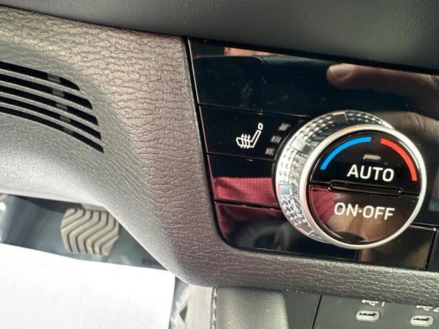 new 2025 Mitsubishi Outlander car, priced at $37,260
