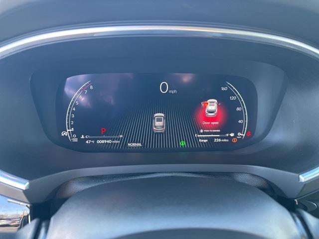 used 2025 Acura MDX car, priced at $53,995