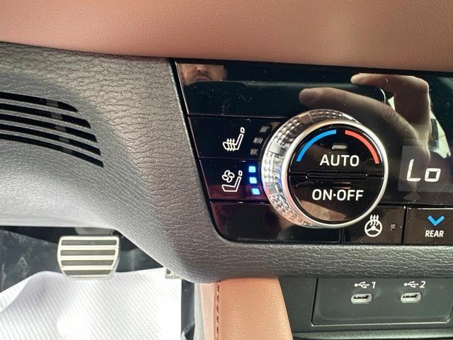 new 2025 Mitsubishi Outlander car, priced at $45,930