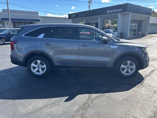 used 2022 Kia Sorento car, priced at $23,395
