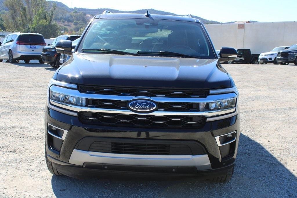 used 2024 Ford Expedition car, priced at $50,990