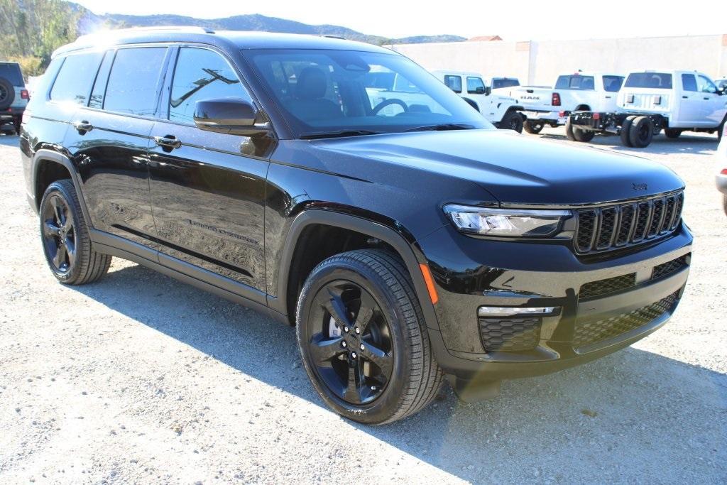new 2025 Jeep Grand Cherokee L car, priced at $40,720