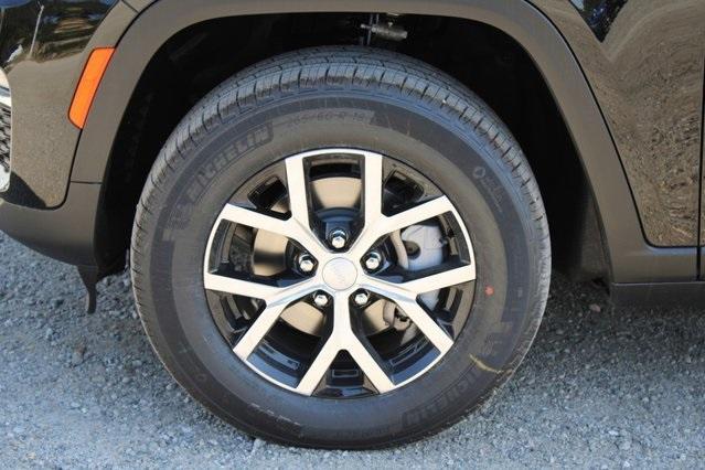 new 2025 Jeep Grand Cherokee car, priced at $41,896
