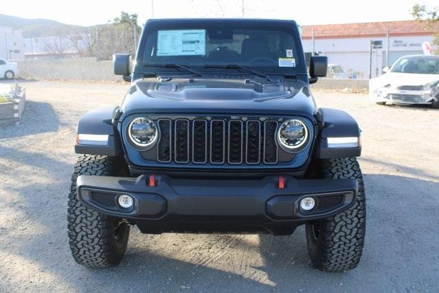 new 2025 Jeep Wrangler car, priced at $63,040