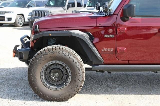 used 2021 Jeep Gladiator car, priced at $37,900