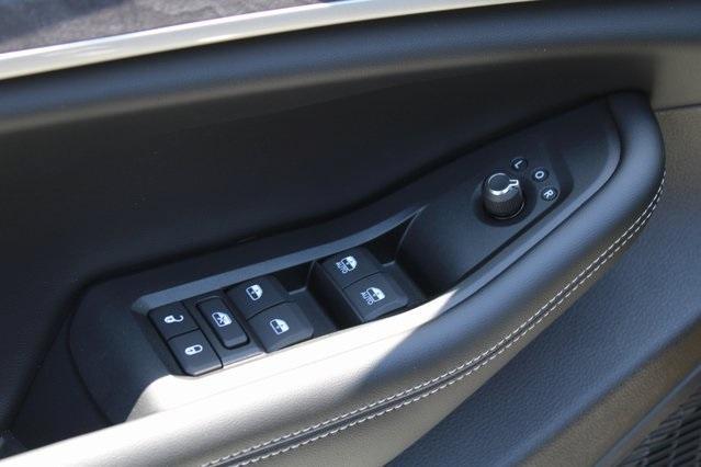 new 2025 Jeep Grand Cherokee car, priced at $40,896
