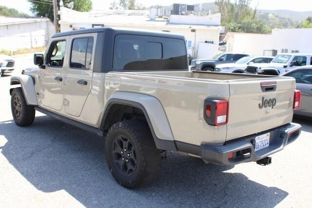 used 2022 Jeep Gladiator car, priced at $28,490