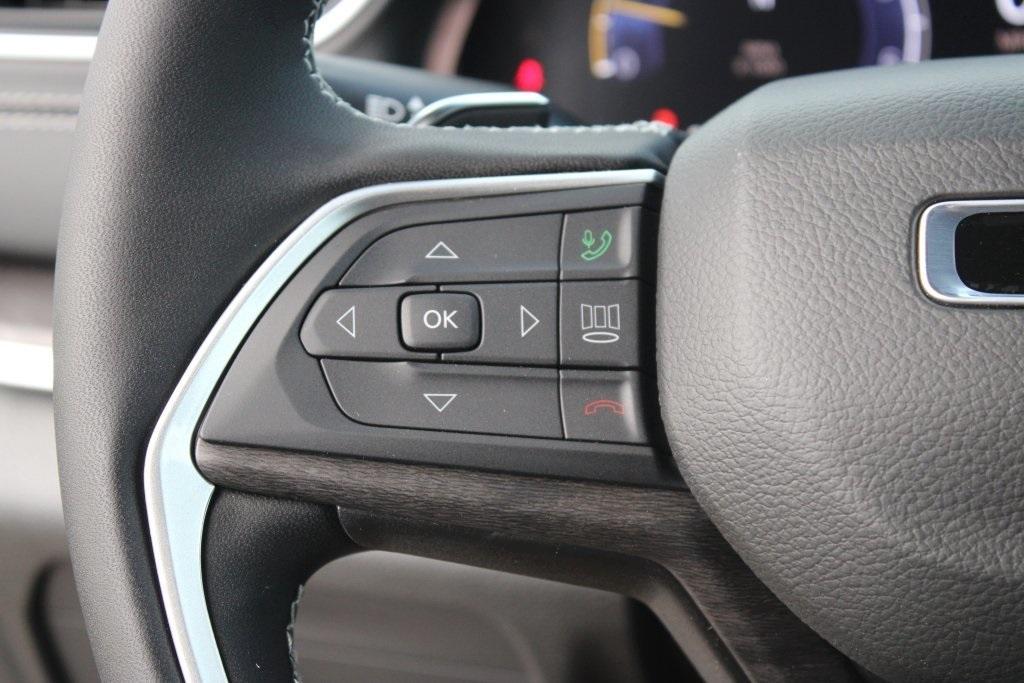 new 2025 Jeep Grand Cherokee car, priced at $47,890