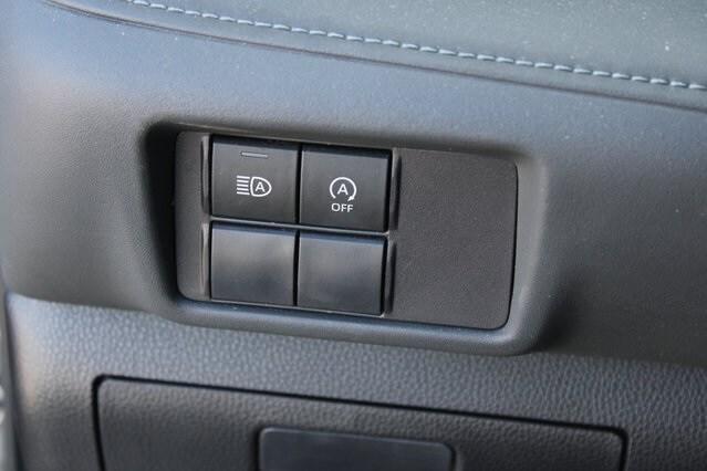 used 2023 Toyota Highlander car, priced at $31,990