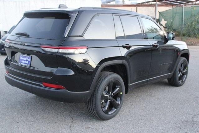 new 2025 Jeep Grand Cherokee car, priced at $41,175