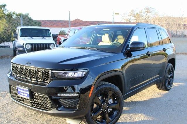 new 2025 Jeep Grand Cherokee car, priced at $47,805