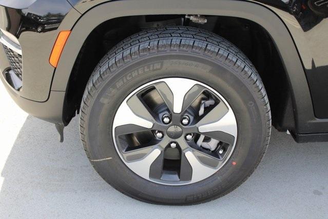 new 2025 Jeep Grand Cherokee 4xe car, priced at $49,473