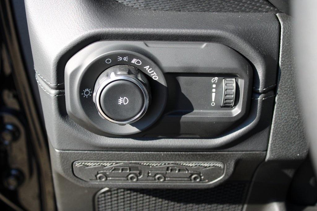 new 2025 Jeep Wrangler car, priced at $60,760