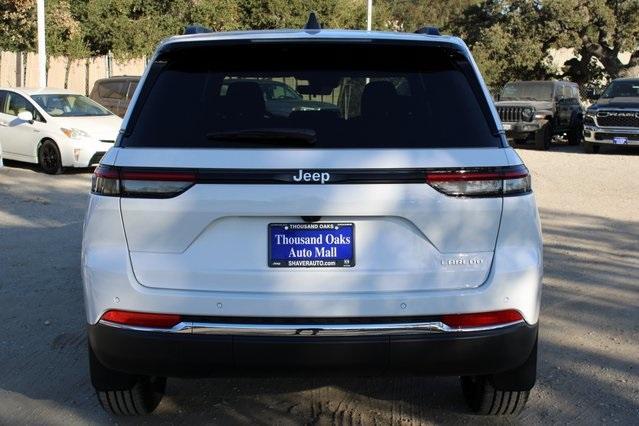 new 2025 Jeep Grand Cherokee car, priced at $31,255