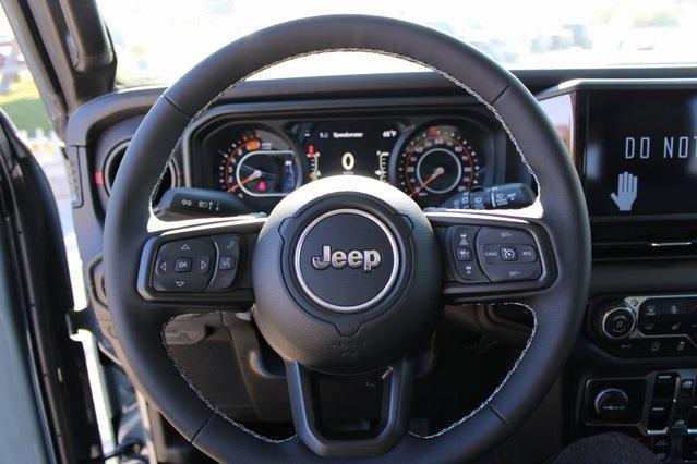 new 2025 Jeep Wrangler car, priced at $62,740