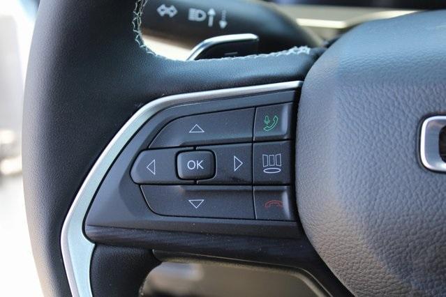 new 2025 Jeep Grand Cherokee car, priced at $40,260