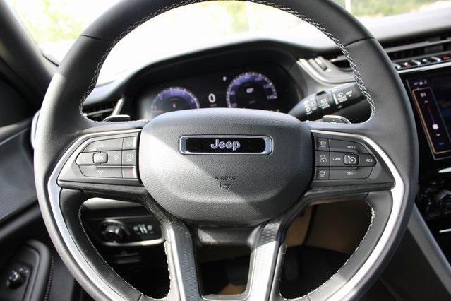 new 2025 Jeep Grand Cherokee car, priced at $43,280