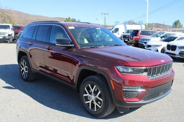 new 2025 Jeep Grand Cherokee car, priced at $42,310