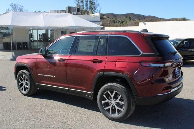 new 2025 Jeep Grand Cherokee car, priced at $42,310