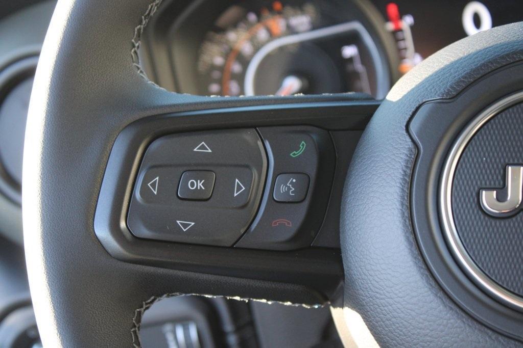 new 2025 Jeep Gladiator car, priced at $54,040