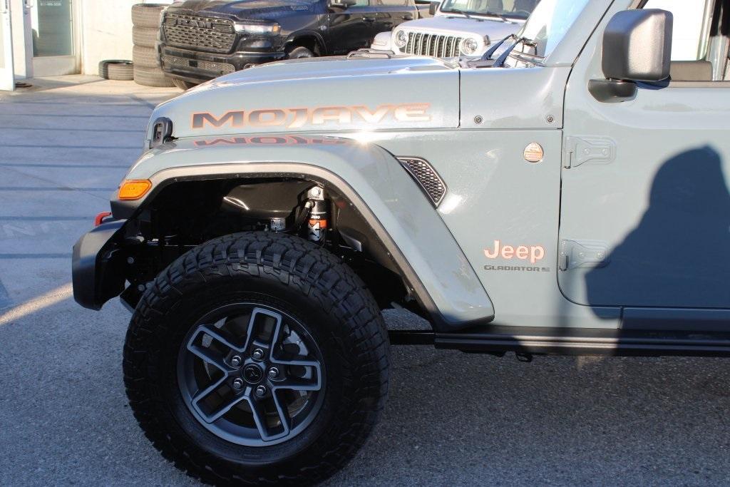 new 2025 Jeep Gladiator car, priced at $54,040