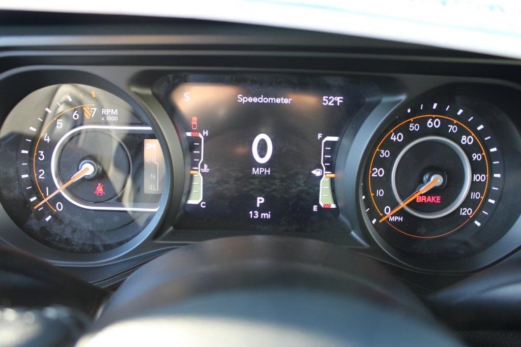 new 2025 Jeep Gladiator car, priced at $54,040