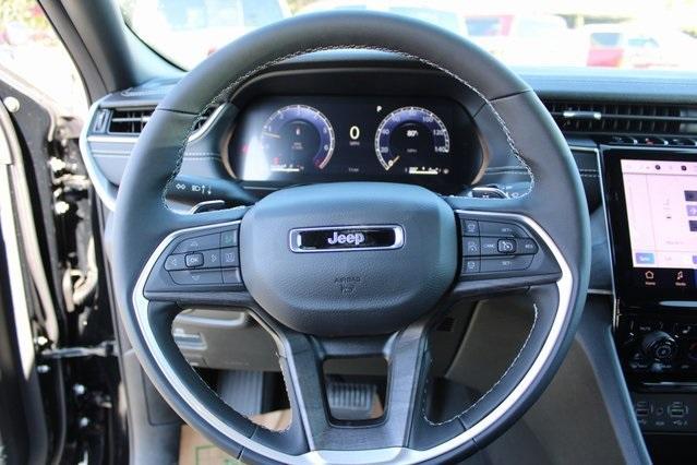 new 2025 Jeep Grand Cherokee car, priced at $40,396