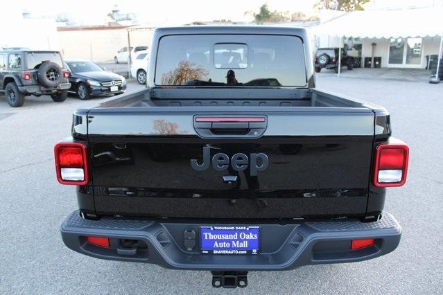 new 2025 Jeep Gladiator car, priced at $40,735