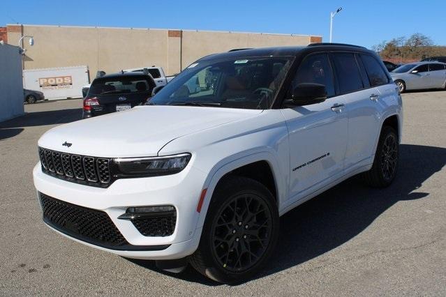 new 2025 Jeep Grand Cherokee car, priced at $66,625