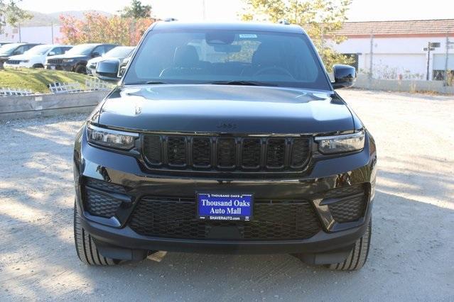 new 2025 Jeep Grand Cherokee car, priced at $36,675