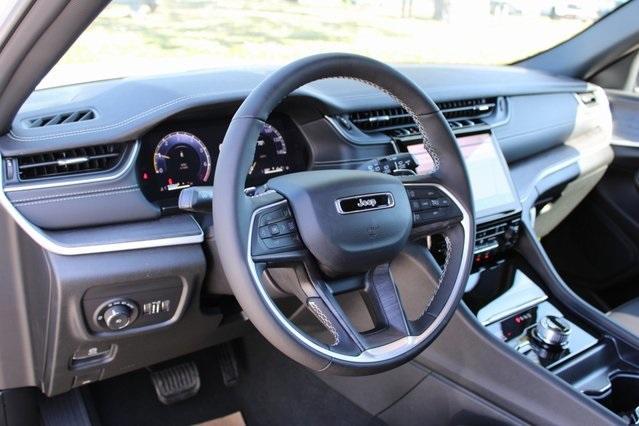 new 2025 Jeep Grand Cherokee car, priced at $41,896